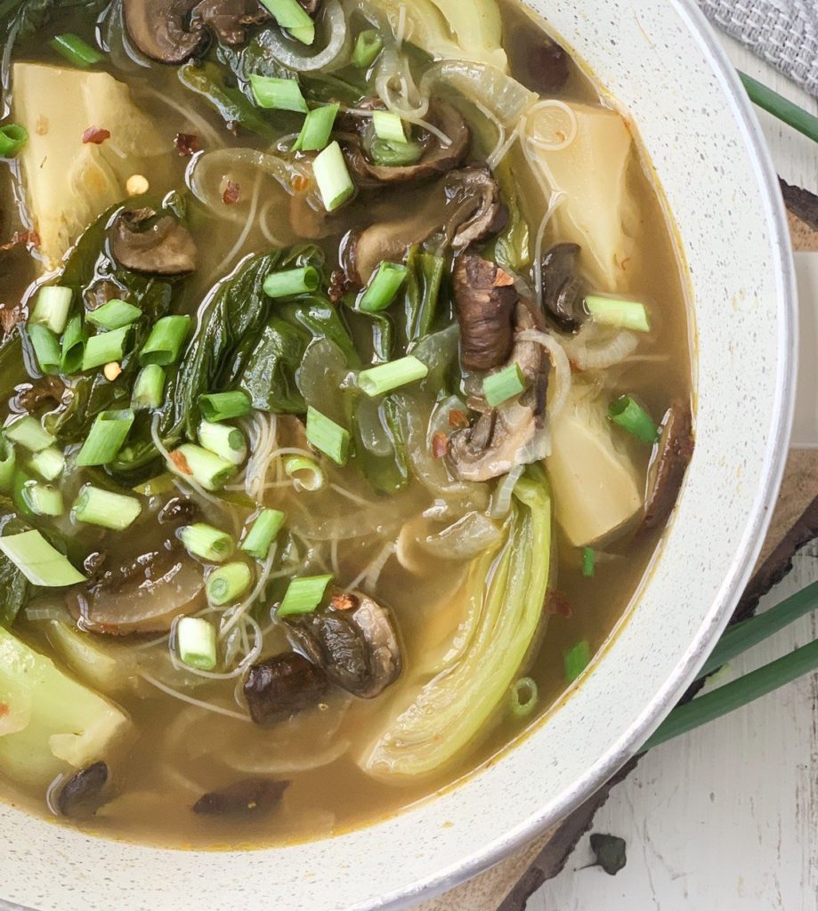 Ginger Garlic Noodle Soup with Bok Choy (Bok Choy Soup) - The
