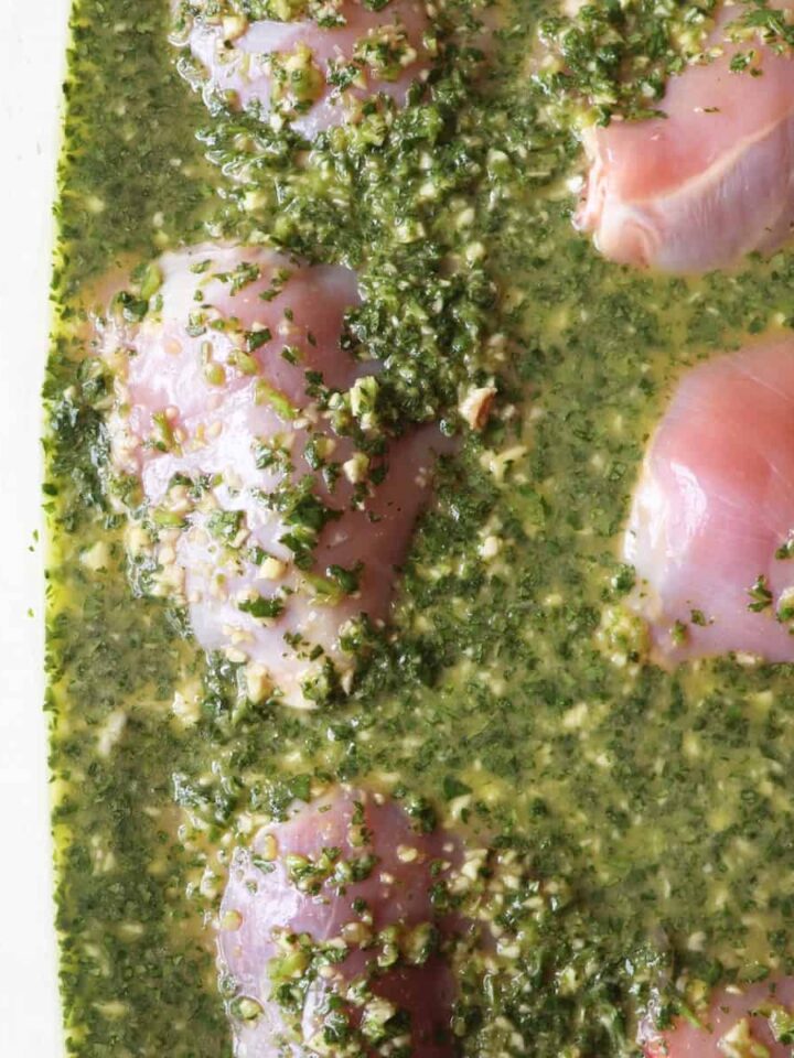 cuban mojo chicken thighs featured