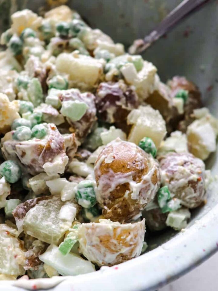 potato salad with peas featured