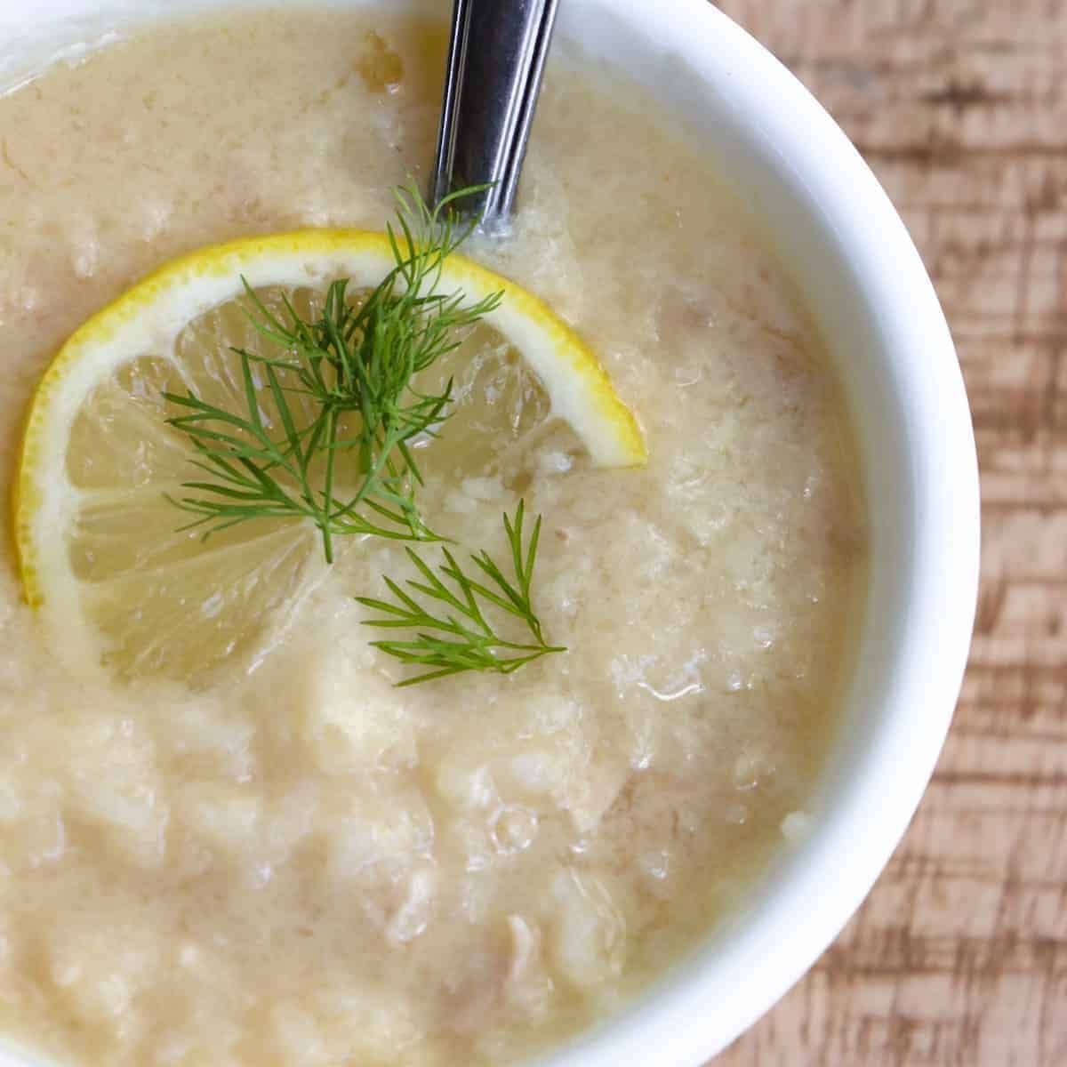 https://seasonandthyme.com/wp-content/uploads/2021/07/avgolemono-soup-featured.jpg