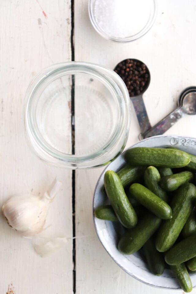 Fermented Pickles without Vinegar Season & Thyme