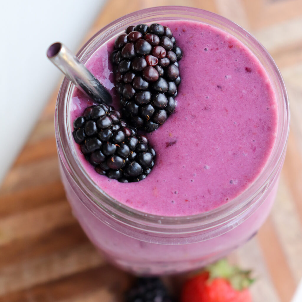 Easy Strawberry Blackberry Banana Smoothie