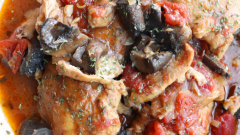 Slow Cooker Chicken Chasseur