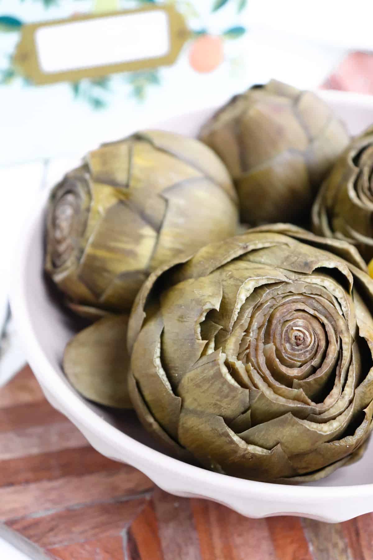 up close of cooked artichokes.