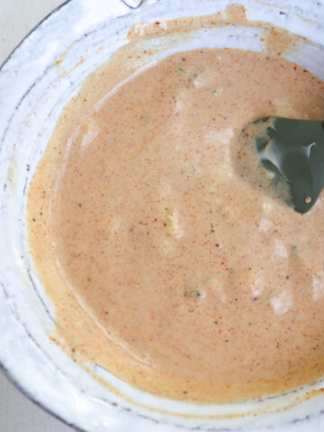 remoulade sauce for crab cakes in a bowl.