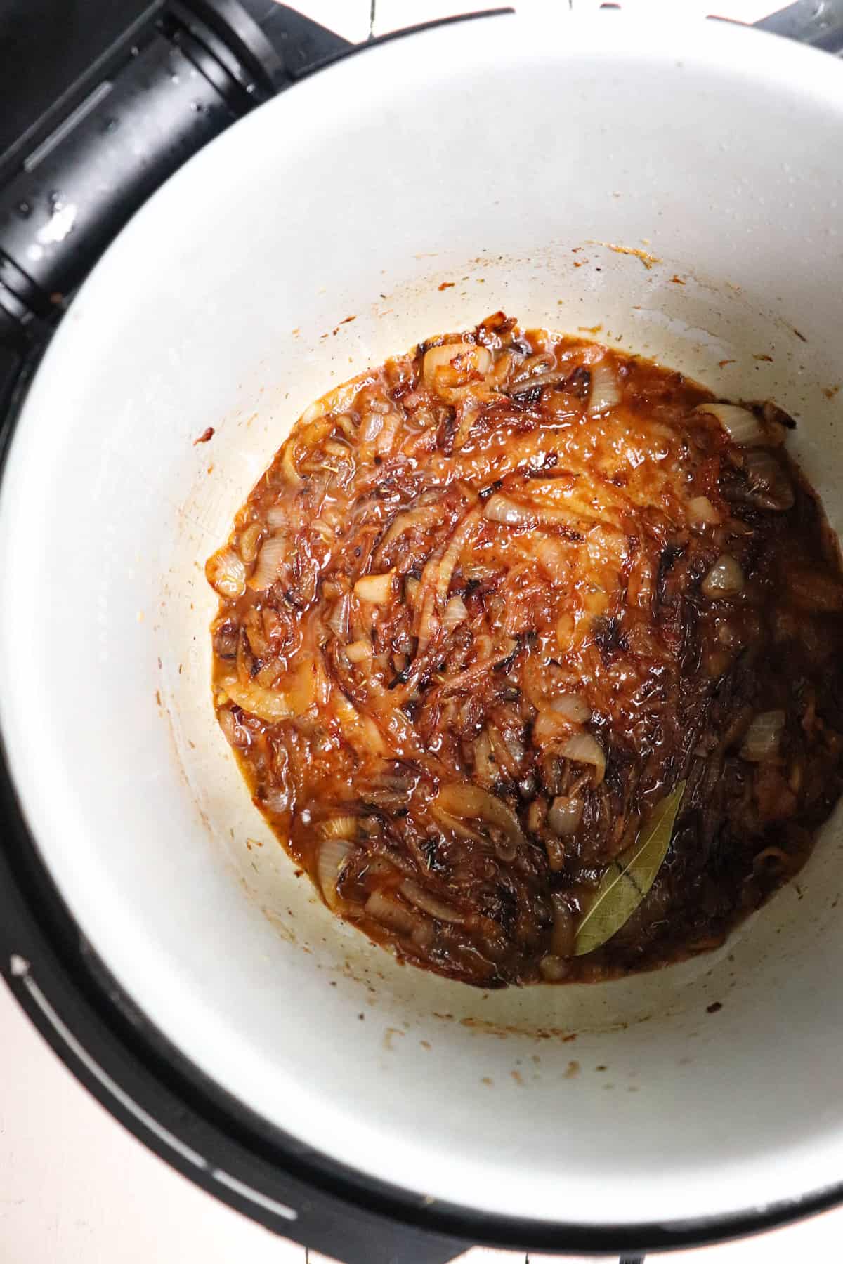 caramelized onions in ninja foodi.