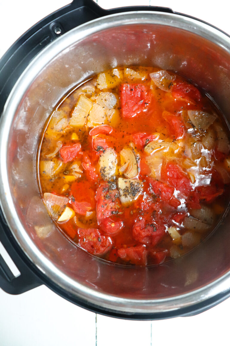 Instant Pot Tomato Sauce (with fresh tomatoes) - Season & Thyme