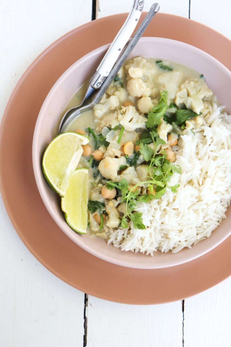 Easy Chickpea And Spinach Curry - Season & Thyme