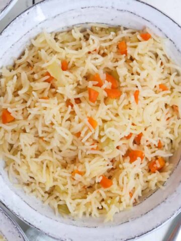 bowl of instant pot rice pilaf.
