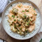 featured image of creamy crockpot chicken broccoli.